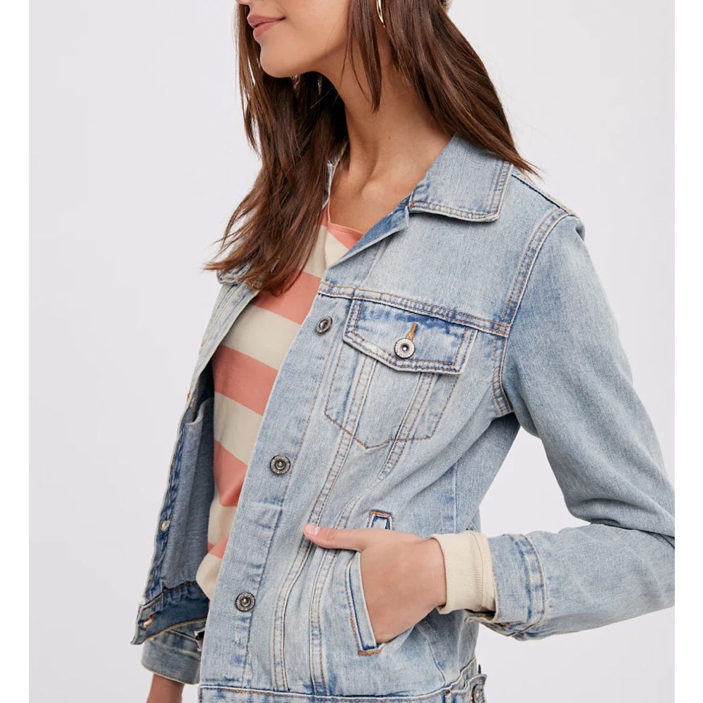 Light Blue Denim Jacket from Vici - Picture 3 of 12